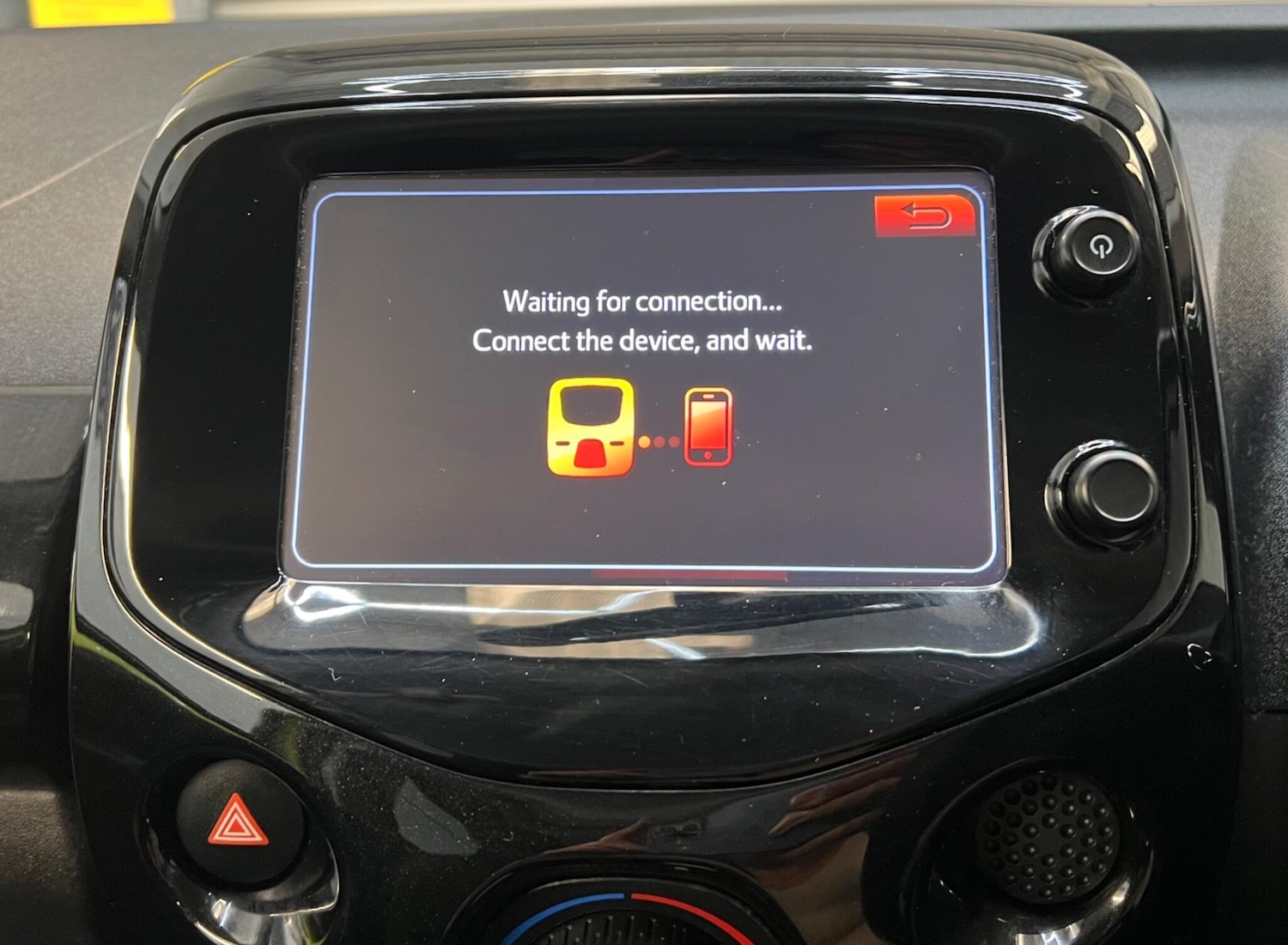 Used Toyota AYGO 2017 for sale - 76440910: Photo 14