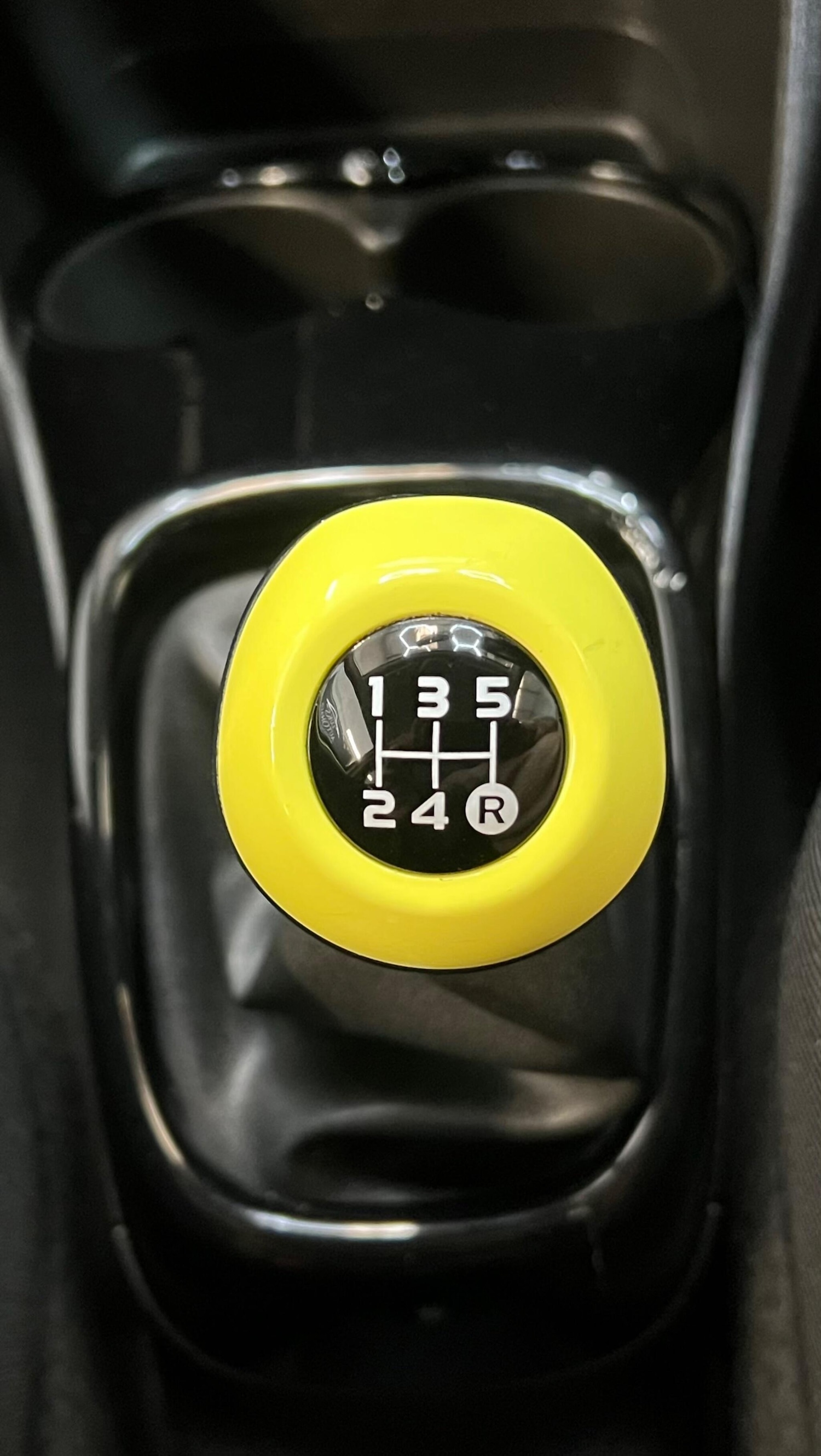 Used Toyota AYGO 2017 for sale - 76440910: Photo 17