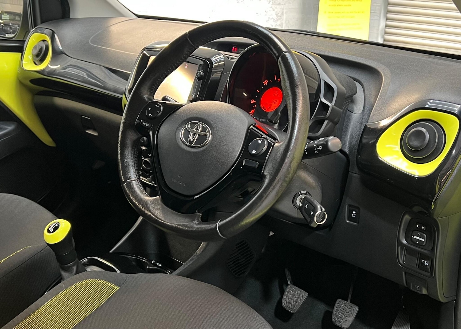 Used Toyota AYGO 2017 for sale - 76440910: Photo 7