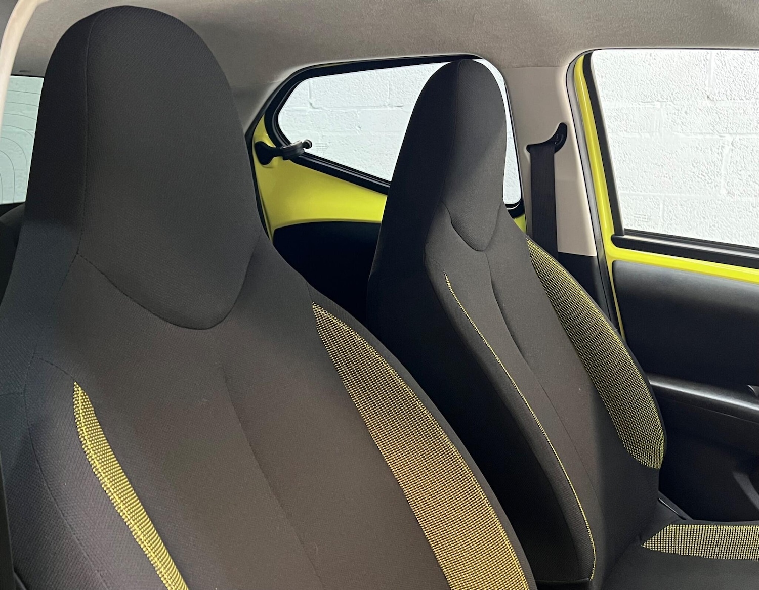 Used Toyota AYGO 2017 for sale - 76440910: Photo 9