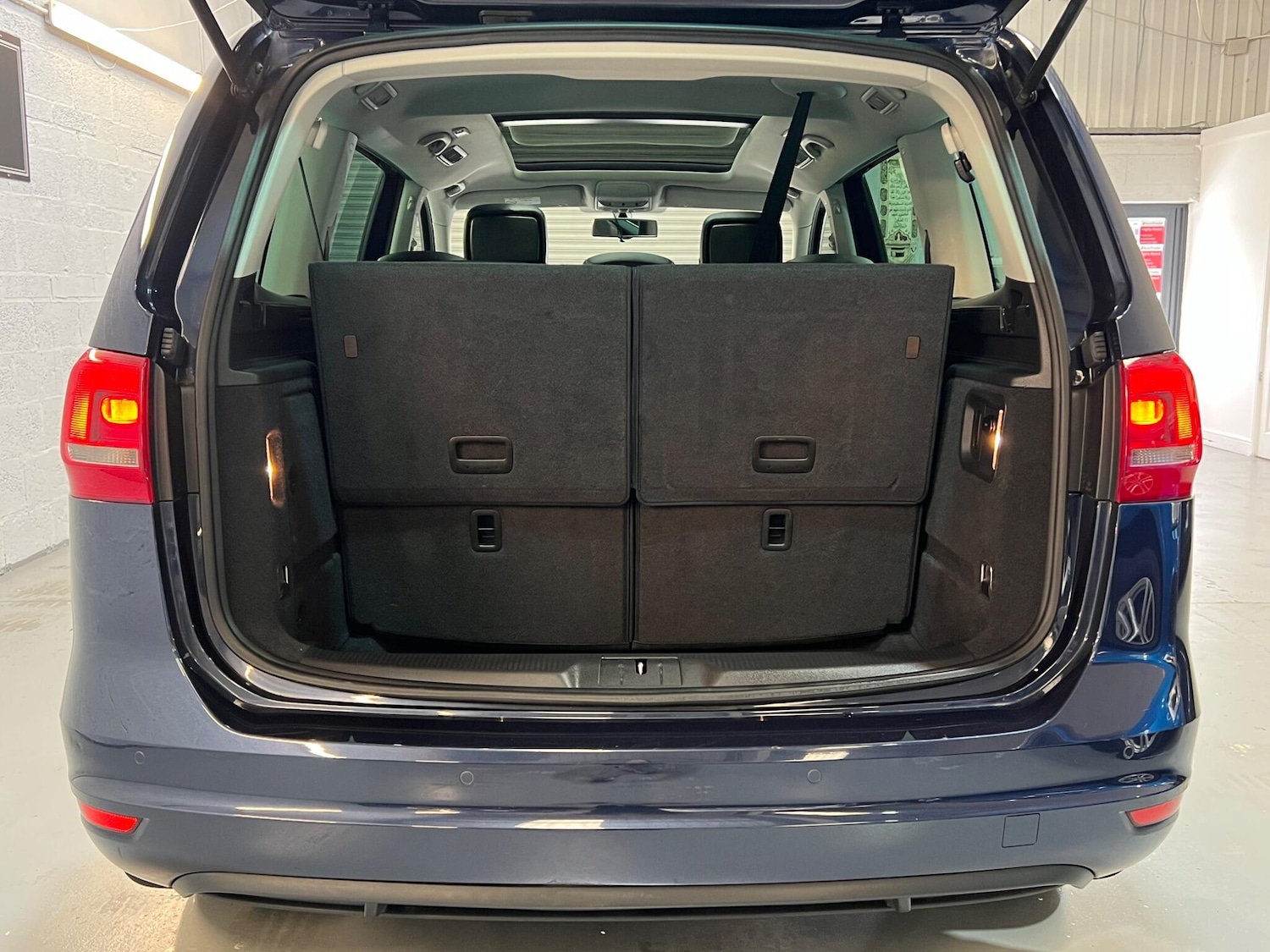 Used Volkswagen Sharan for sale - 78205327: Photo 29