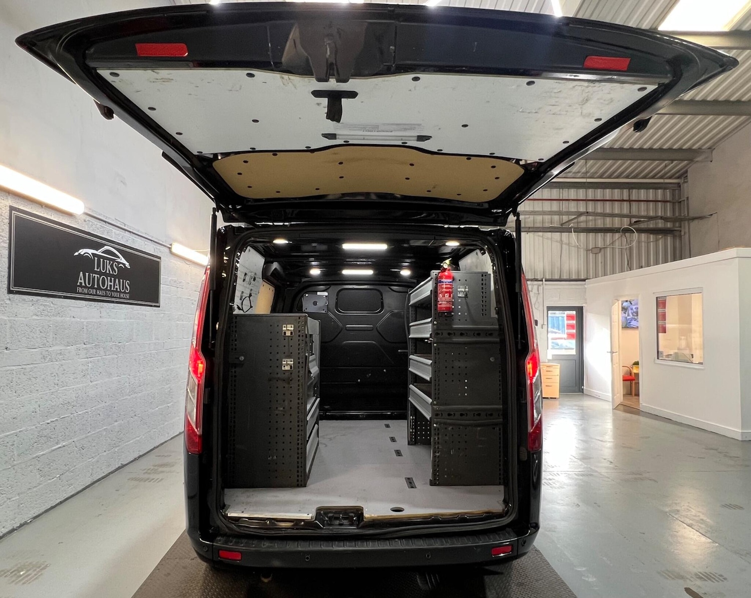 Used Ford Transit Custom 2022 for sale - 76440875: Photo 24