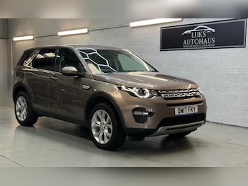 Used Land Rover Discovery Sport 2017 for sale - 79034217: Photo