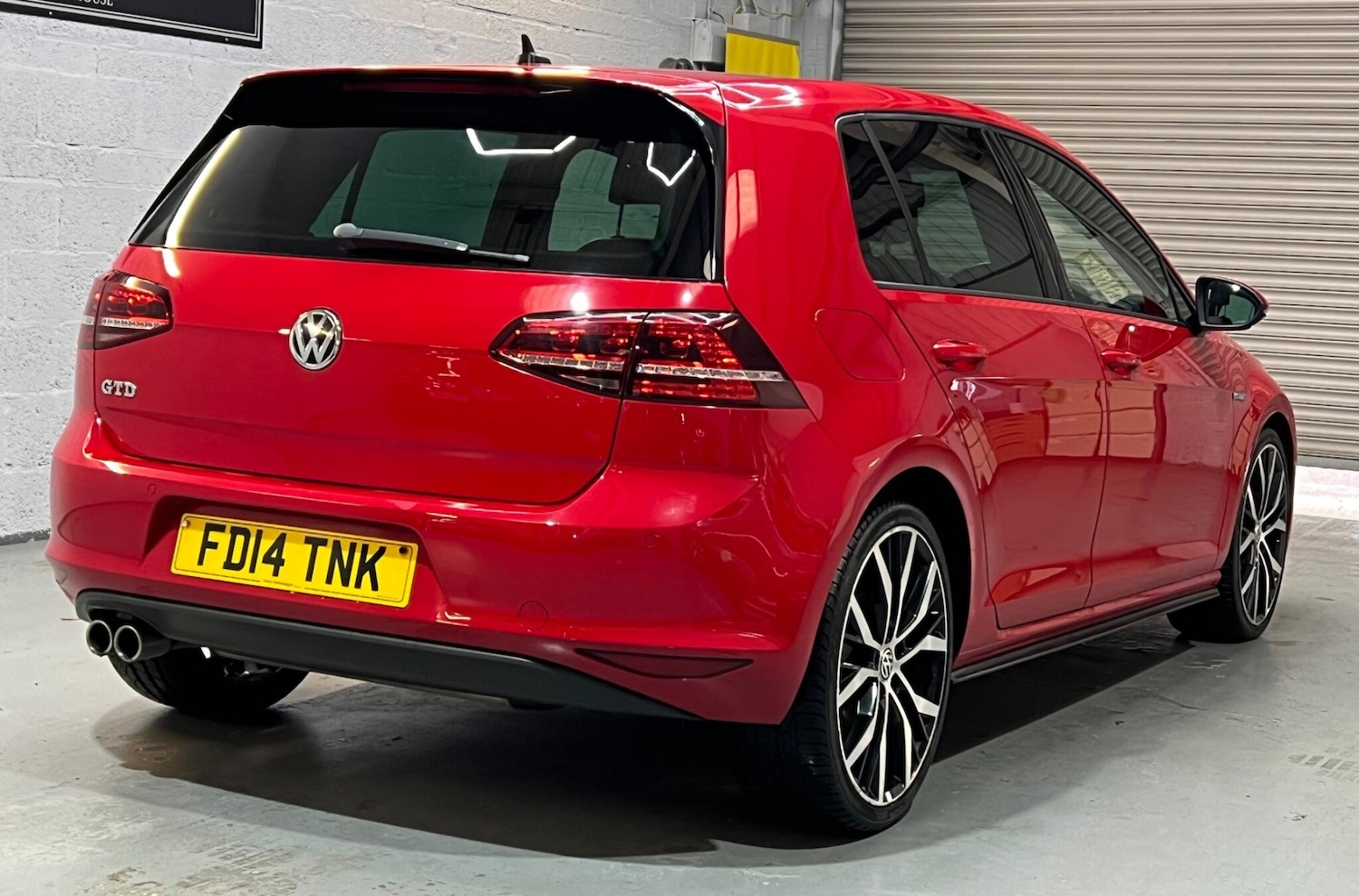 Used Volkswagen Golf 2014 for sale - 76850357: Photo 4