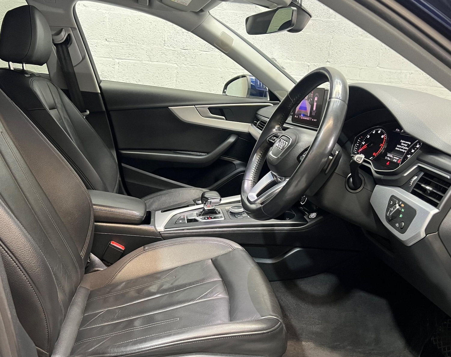 Used Audi A4 Avant 2019 for sale - 76041829: Photo 13