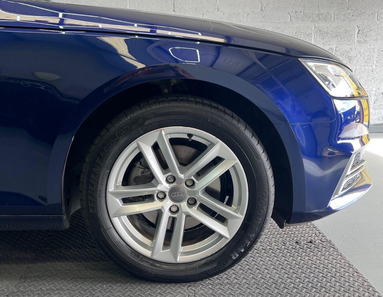 Used Audi A4 Avant 2019 for sale - 76041829: Photo 3