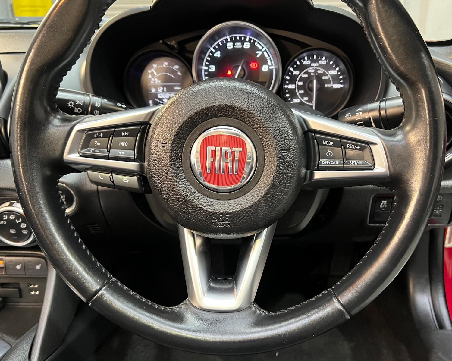 Used Fiat 124 Spider 2017 for sale - 77632951: Photo 22