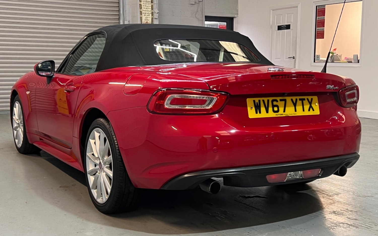 Used Fiat 124 Spider 2017 for sale - 77632951: Photo 4