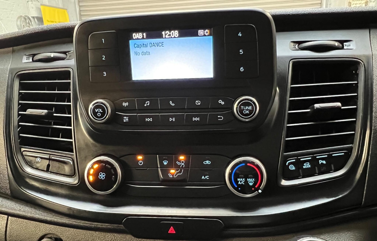 Used Ford Transit Custom for sale - 78136244: Photo 17