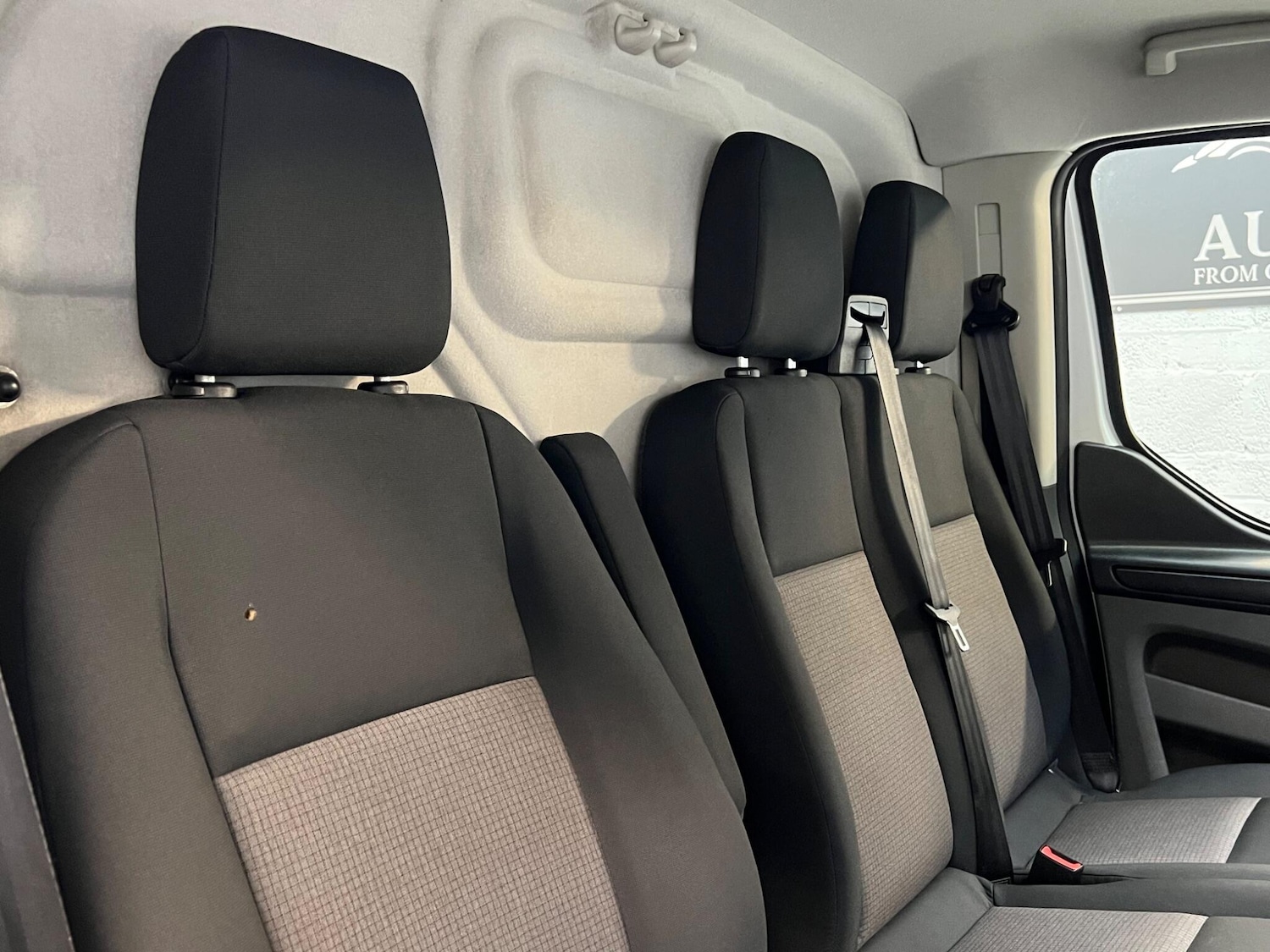 Used Ford Transit Custom for sale - 78136244: Photo 9