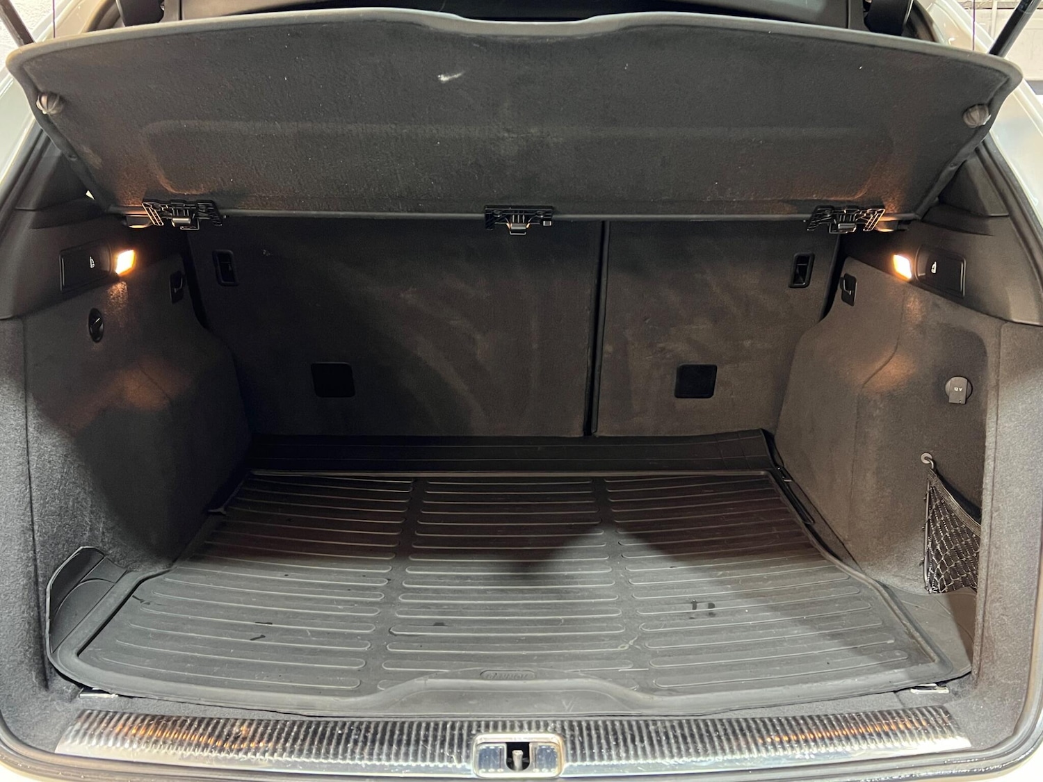 Used Audi Q5 2014 for sale - 77017087: Photo 31