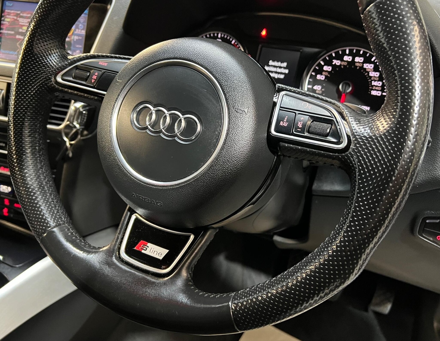 Used Audi Q5 2014 for sale - 77017087: Photo 32