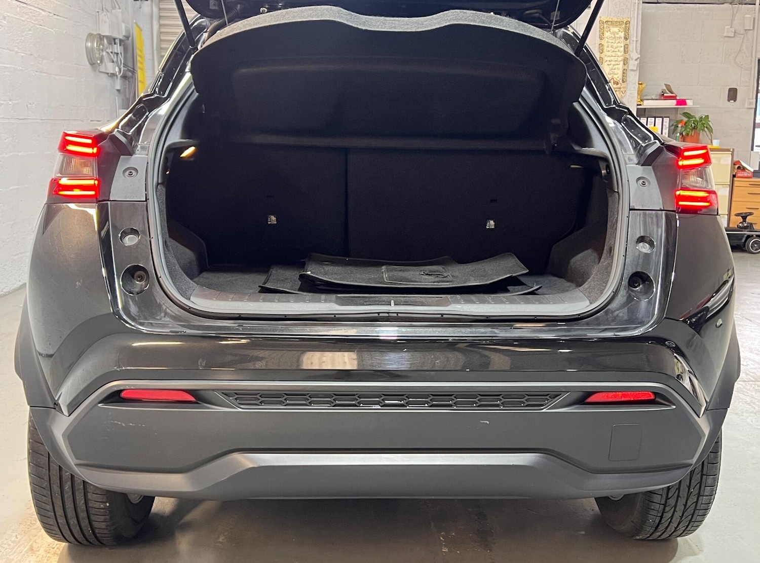 Used Nissan Juke for sale - 77794171: Photo 24