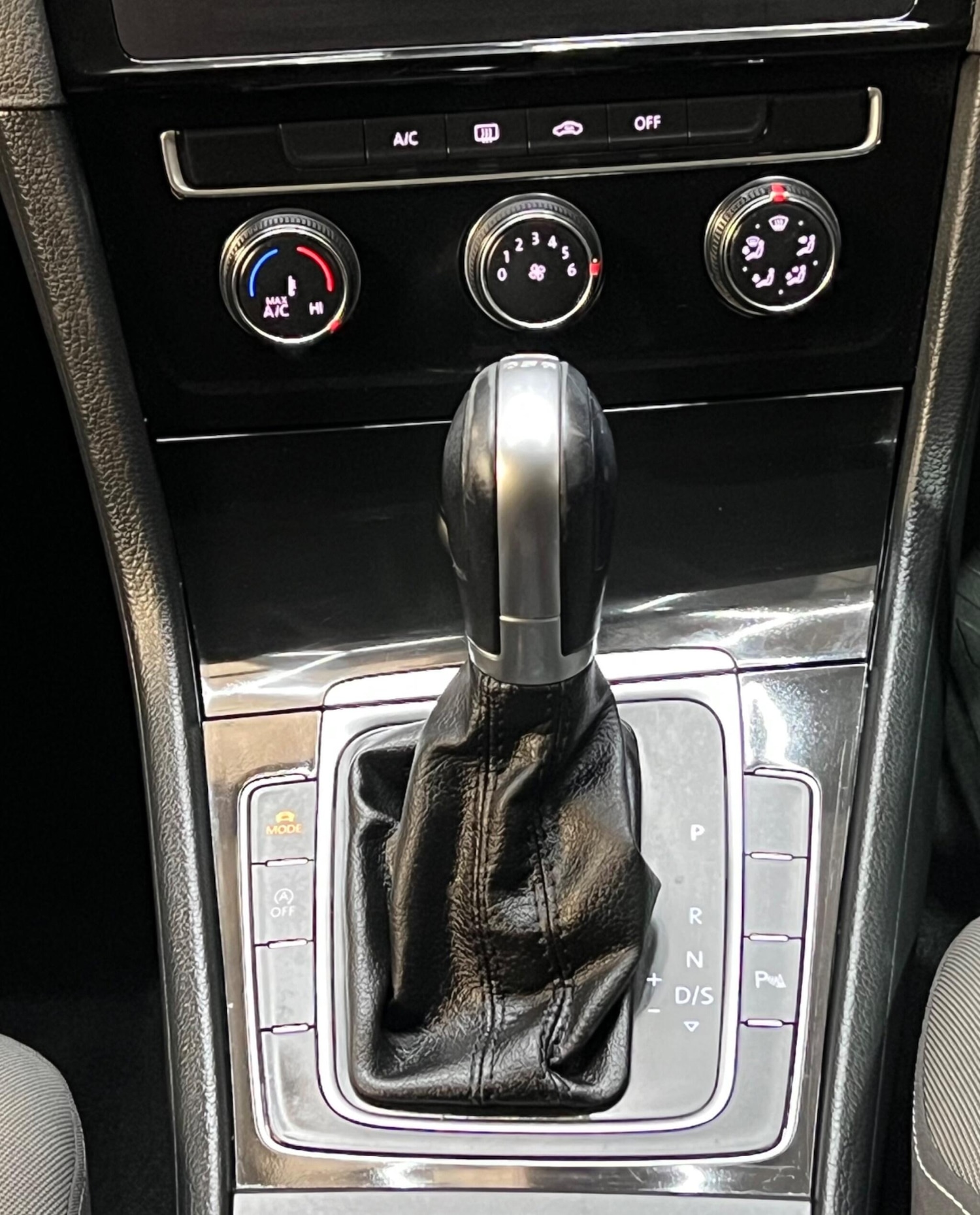 Used Volkswagen Golf 2017 for sale - 77793794: Photo 13