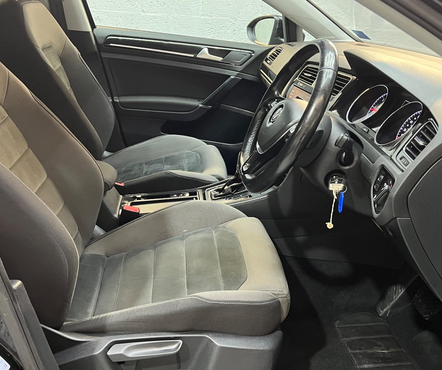 Used Volkswagen Golf 2017 for sale - 77793794: Photo 18