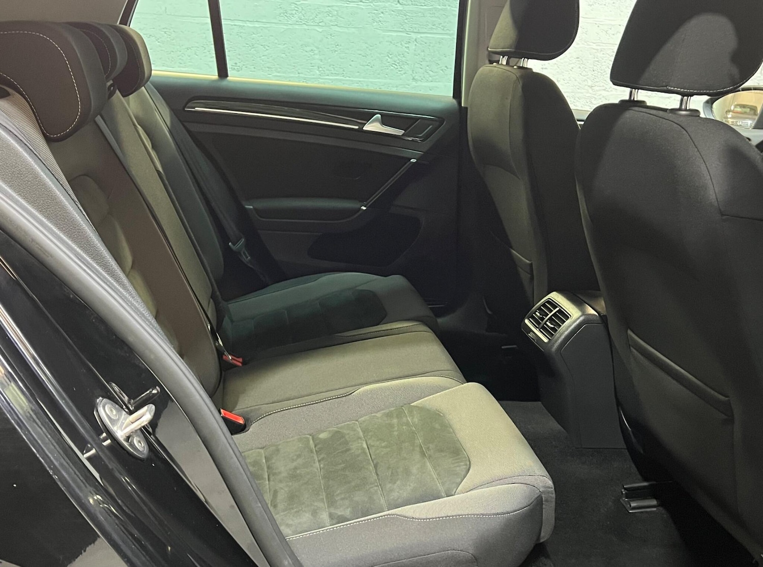 Used Volkswagen Golf 2017 for sale - 77793794: Photo 19