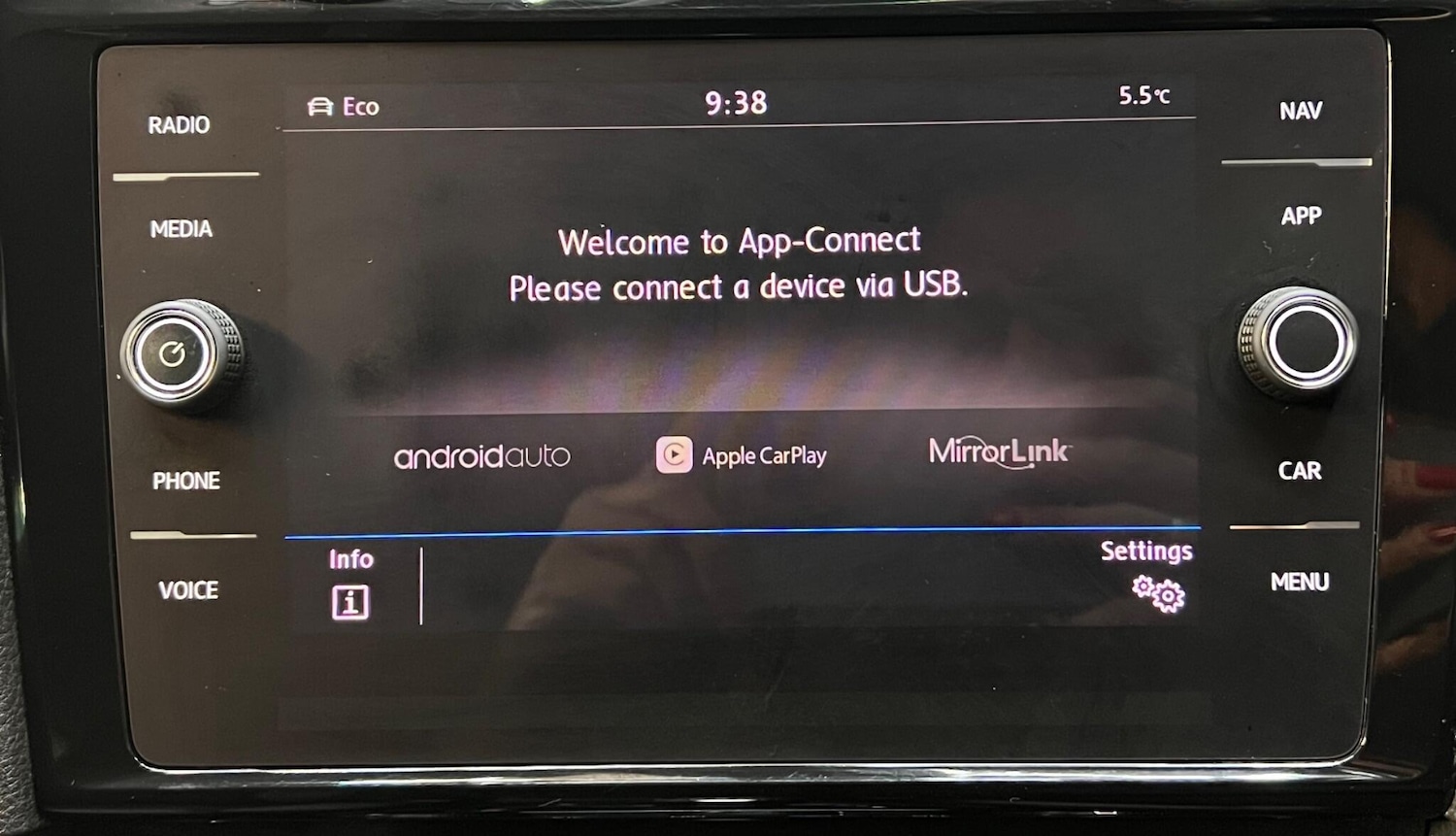 Used Volkswagen Golf 2017 for sale - 77793794: Photo 32