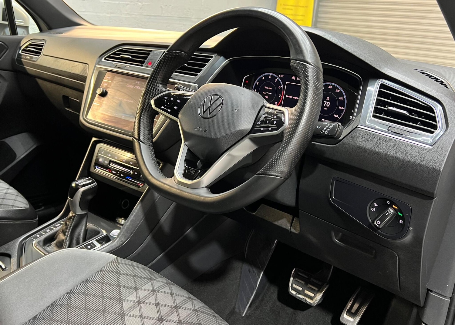 Used Volkswagen Tiguan 2021 for sale - 77081613: Photo 33