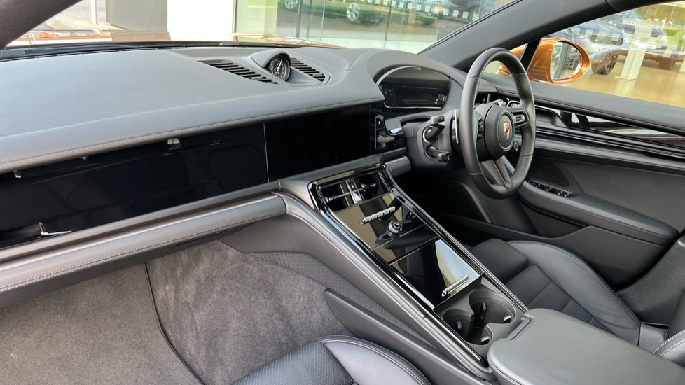 Used Porsche Panamera 2024 for sale - 76873708: Photo 10