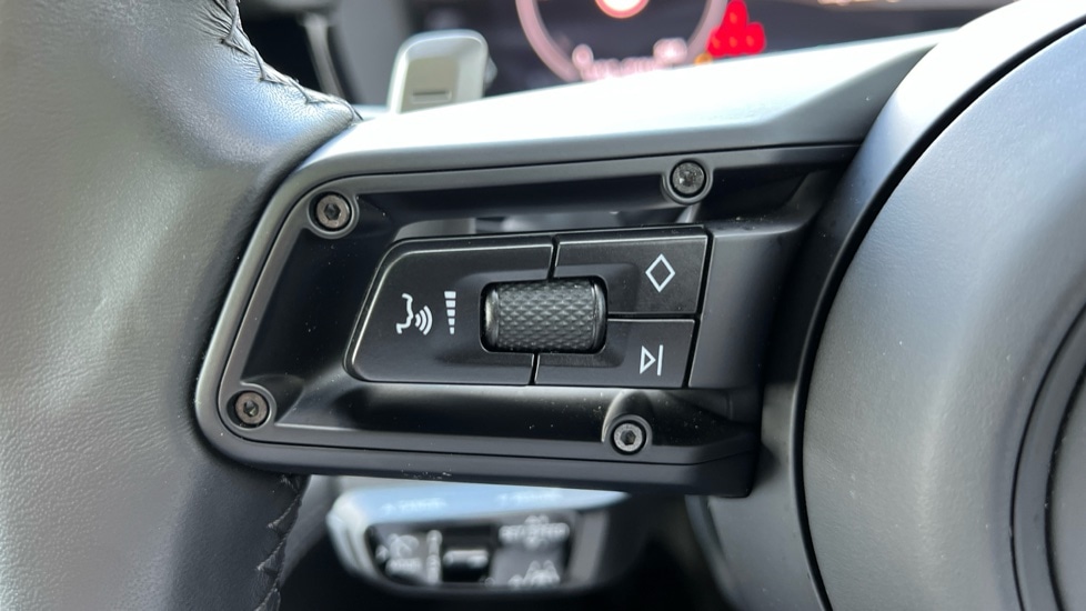 Used Porsche Panamera 2024 for sale - 76873708: Photo 23