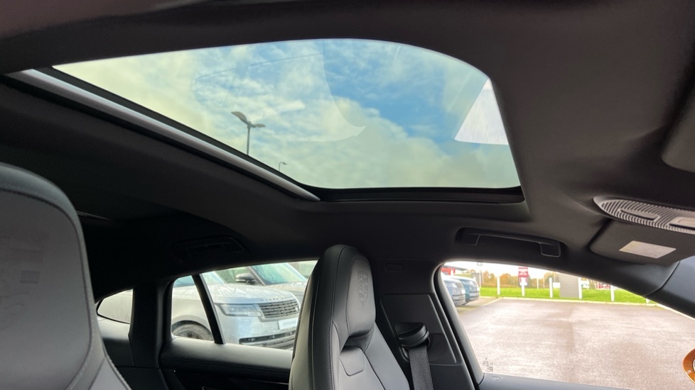 Used Porsche Panamera 2024 for sale - 76873708: Photo 31