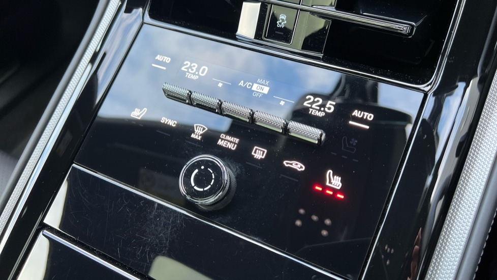 Used Porsche Panamera 2024 for sale - 76873708: Photo 33