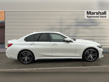 Used BMW 3 Series 2021 for sale - 77013035: Photo