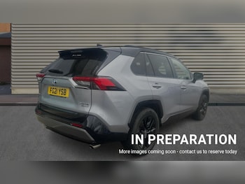 Used Toyota RAV4 2021 for sale - 76312172: Photo 4