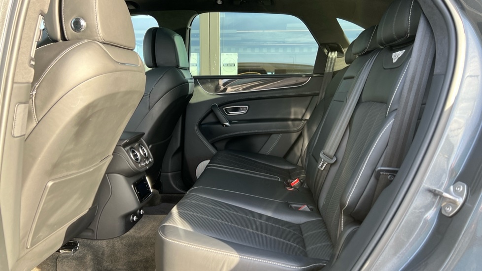 Used Bentley Bentayga 2019 for sale - 76941099: Photo 14