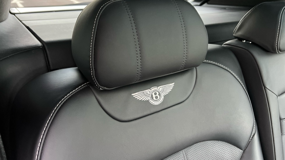 Used Bentley Bentayga 2019 for sale - 76941099: Photo 50