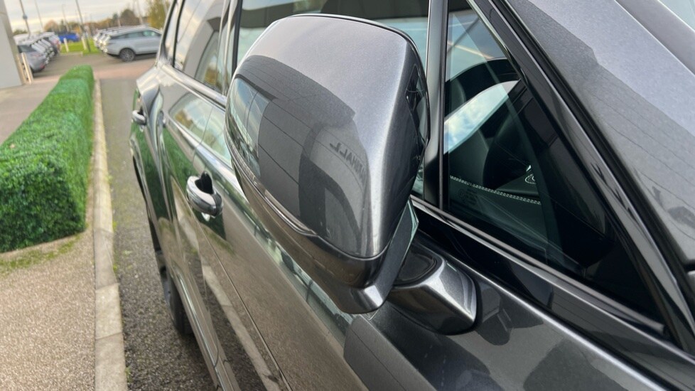 Used Bentley Bentayga 2019 for sale - 76941099: Photo 54