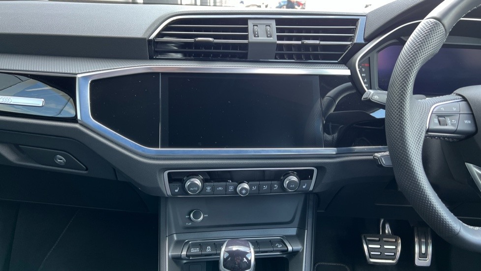 Used Audi Q3 2024 for sale - 76868956: Photo 12