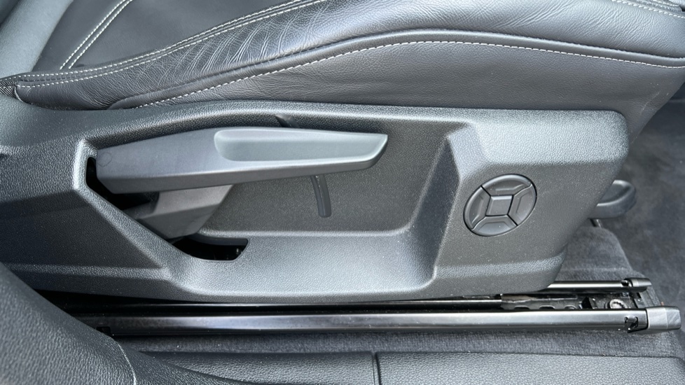 Used Audi Q3 2024 for sale - 76868956: Photo 32