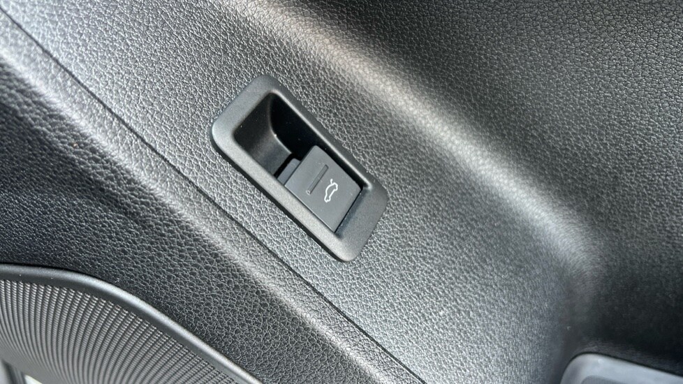 Used Audi Q3 2024 for sale - 76868956: Photo 45