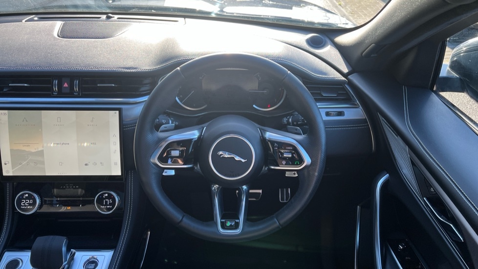 Used Jaguar F-Pace 2022 for sale - 76873744: Photo 15