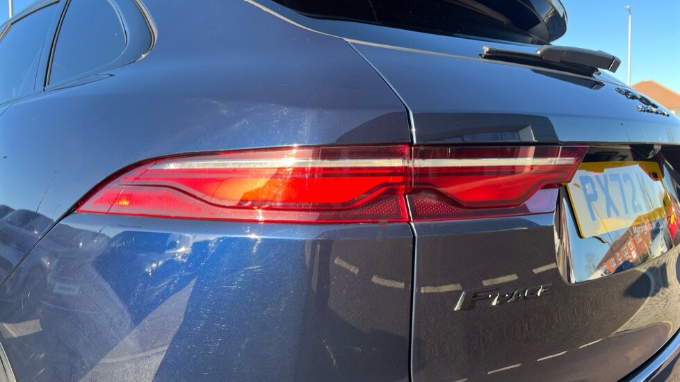 Used Jaguar F-Pace 2022 for sale - 76873744: Photo 25