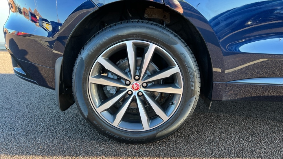 Used Jaguar F-Pace 2022 for sale - 76873744: Photo 28