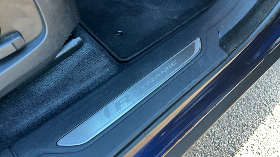 Used Jaguar F-Pace 2022 for sale - 76873744: Photo 37