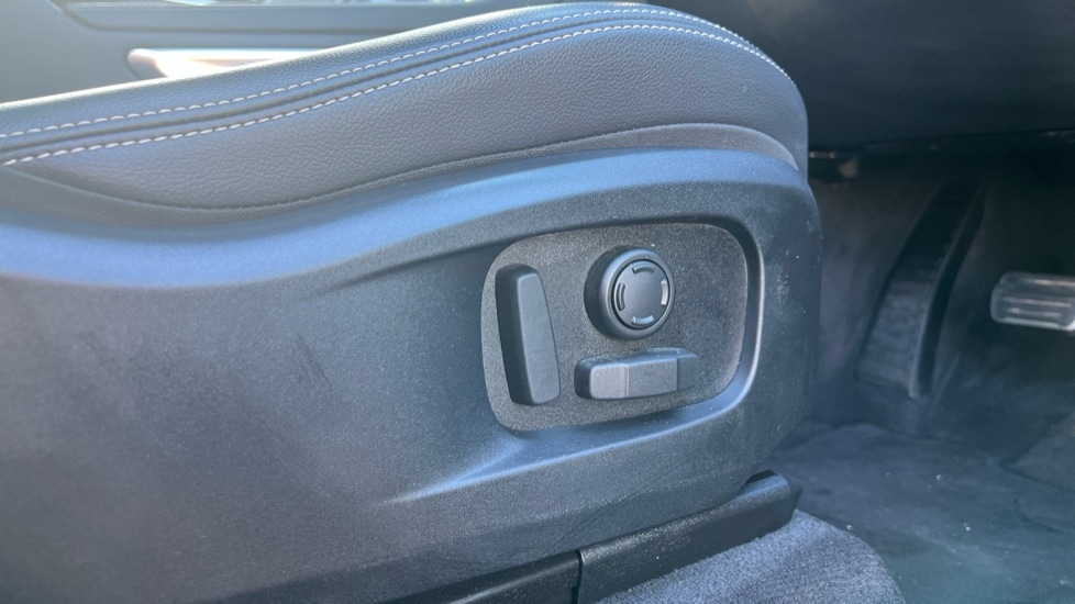 Used Jaguar F-Pace 2022 for sale - 76873744: Photo 38