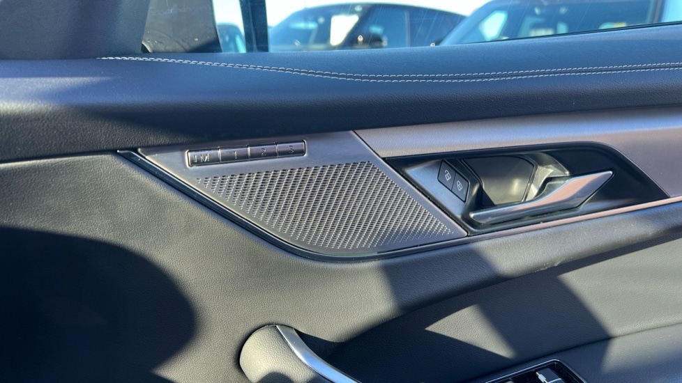 Used Jaguar F-Pace 2022 for sale - 76873744: Photo 39