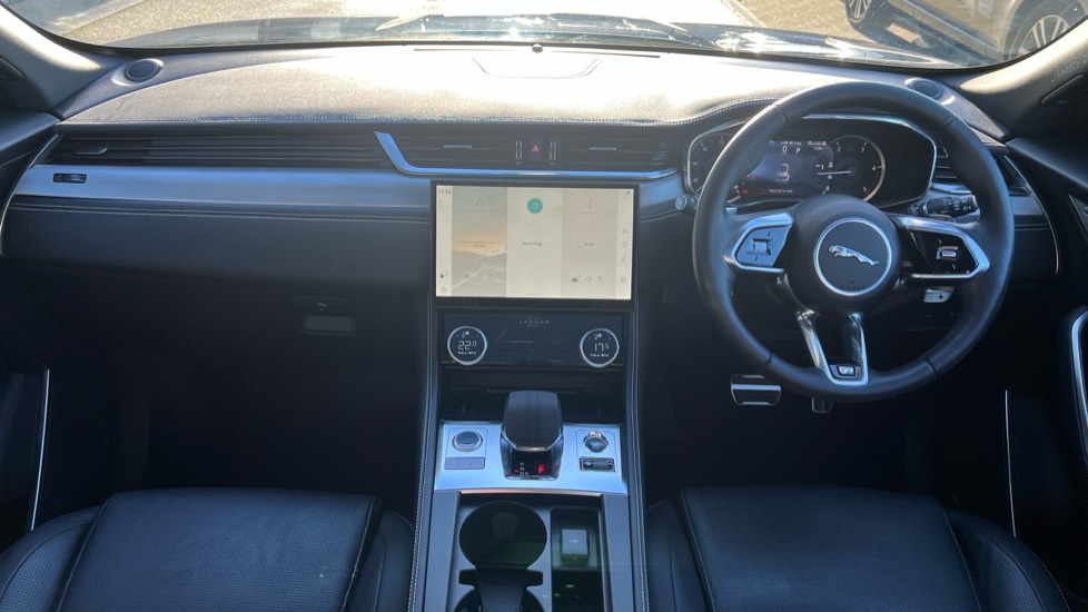 Used Jaguar F-Pace 2022 for sale - 76873744: Photo 9