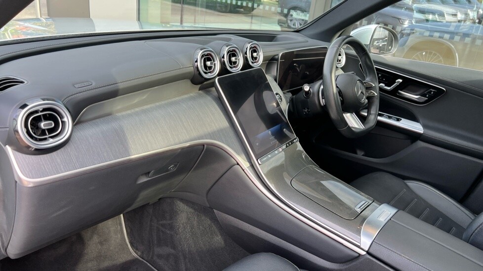 Used Mercedes-Benz GLC 2023 for sale - 76140088: Photo 10