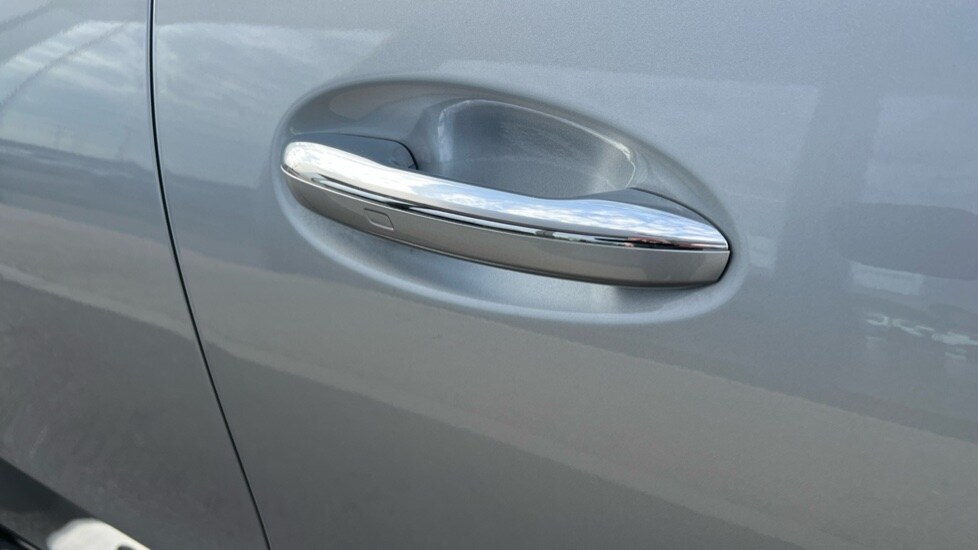 Used Mercedes-Benz GLC 2023 for sale - 76140088: Photo 51