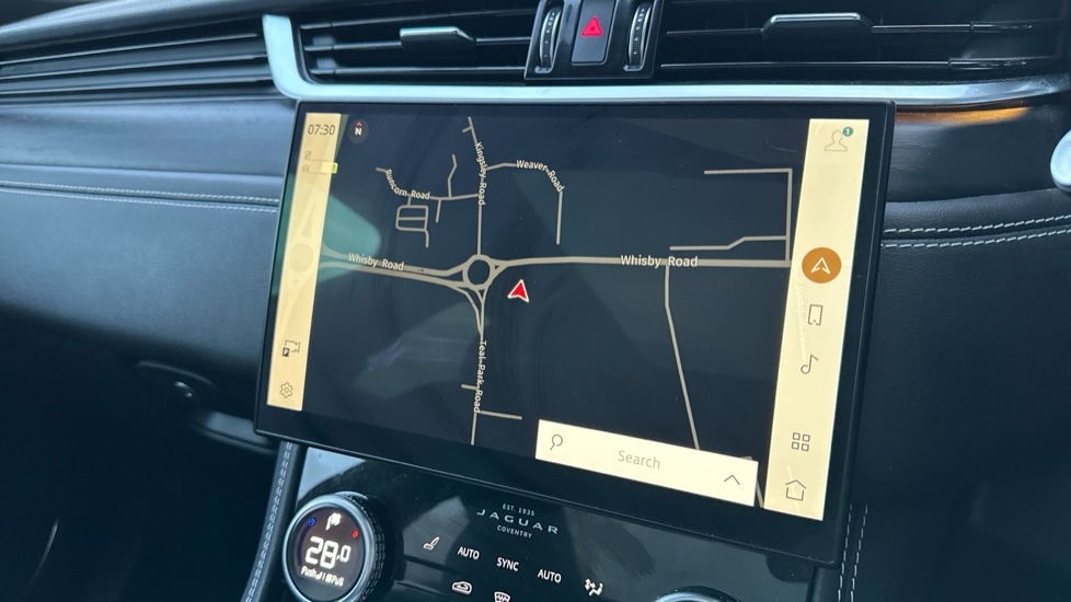 Used Jaguar F-Pace 2022 for sale - 76062118: Photo 11