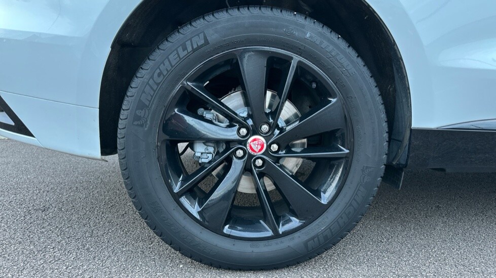 Used Jaguar F-Pace 2022 for sale - 76062118: Photo 28