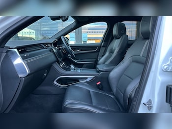 Used Jaguar F-Pace 2022 for sale - 76062118: Photo 3