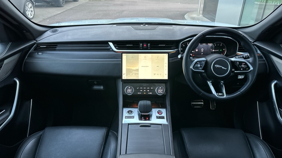 Used Jaguar F-Pace 2022 for sale - 76062118: Photo 9