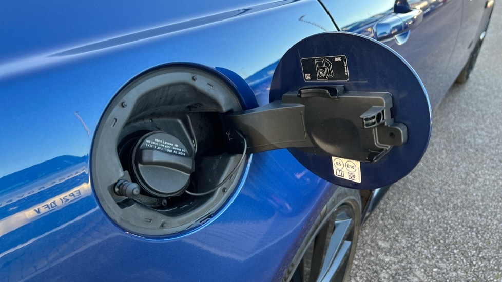 Used Jaguar XE 2021 for sale - 76872245: Photo 21