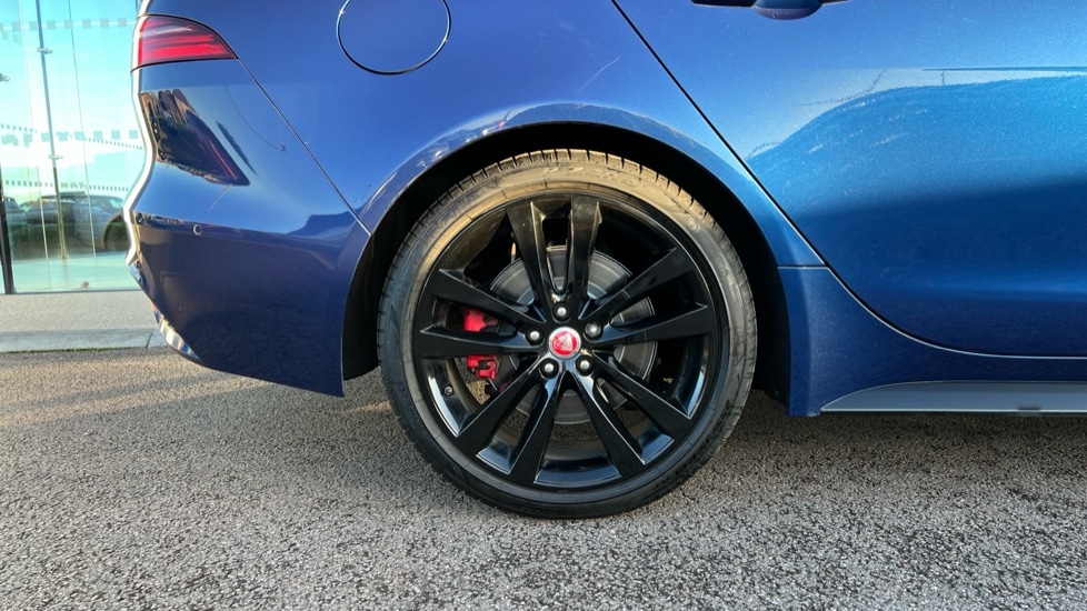 Used Jaguar XE 2021 for sale - 76872245: Photo 25