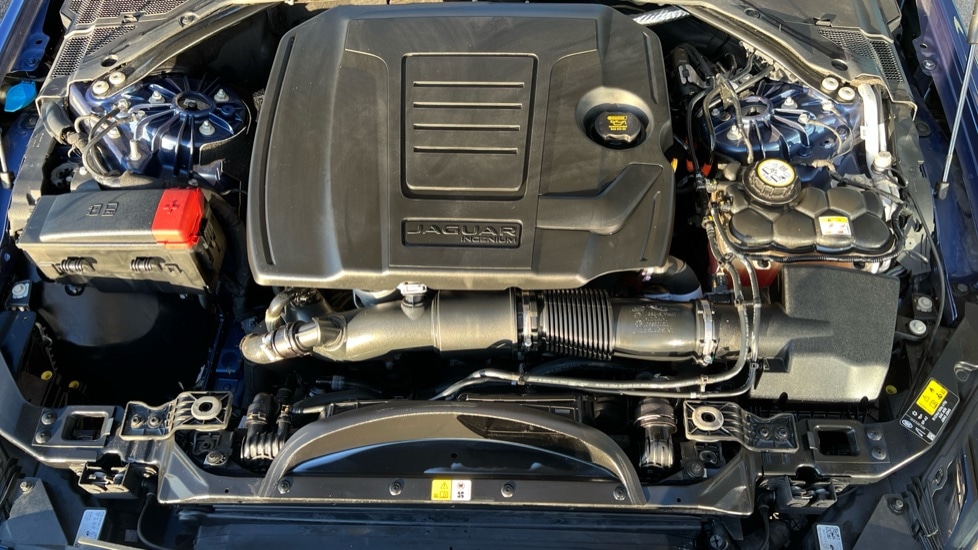 Used Jaguar XE 2021 for sale - 76872245: Photo 31